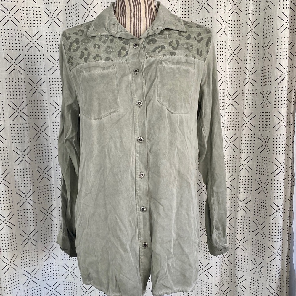 Button Down Top